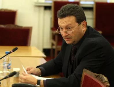 Таско Ерменков смята, че нито ГЕРБ, нито БСП стоят зад сделката с ЧЕЗ