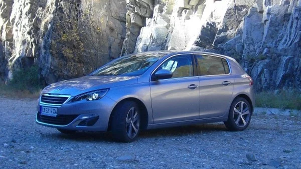 Peugeot 308 1,6 e-HDi: Големите надежди (тест драйв)