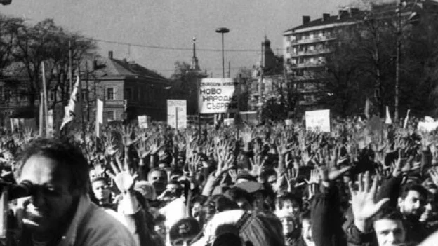 В България се провежда първият свободен опозиционен митинг след промените