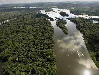 Регистрираха случай на коронавирус при племе край Амазонка 