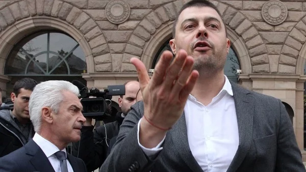 Чичковите червенотиквеничковчета!