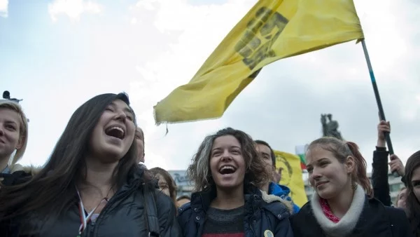 Студентите от Велико Търново спират с окупацията и пренасят протеста на улицата