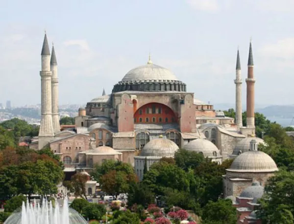 "Топкапъ" и "Света София" са най-посещаваните туристически обекти в Турция