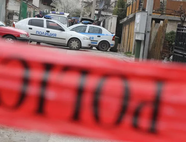 Труп на жена е бил открит в жилище в Попово