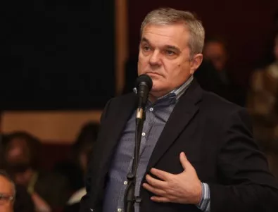 Румен Петков: Орешарски, купуването на гласове и кражбата са най-отчетливите приоритети на правителството