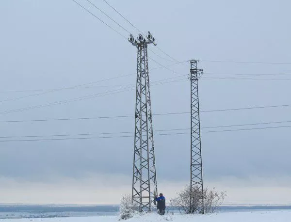 7 села около Сливен останаха без ток заради снега