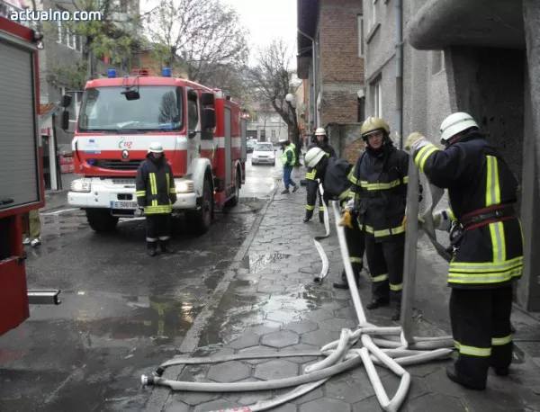 Пожар в старчески дом в Хасково погуби трима души
