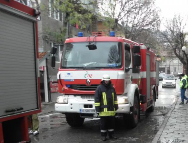 Подпалиха дома на шефа на полицейската дирекция в Плевен