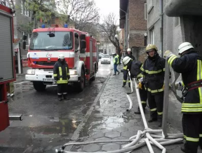 Пожар избухна в полицейското управление във Варна