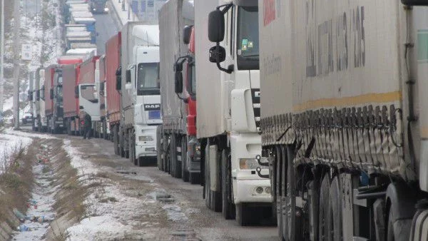 Литва се оплака: Русия спира всички литовци и не ги пуска в Калининград