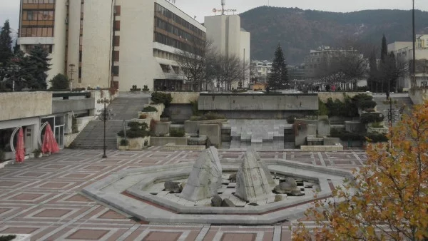 Най-дългата бюлетина е в Благоевград