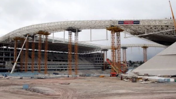 Валке: Няма да има проблем със стадионите за Мондиал 2014