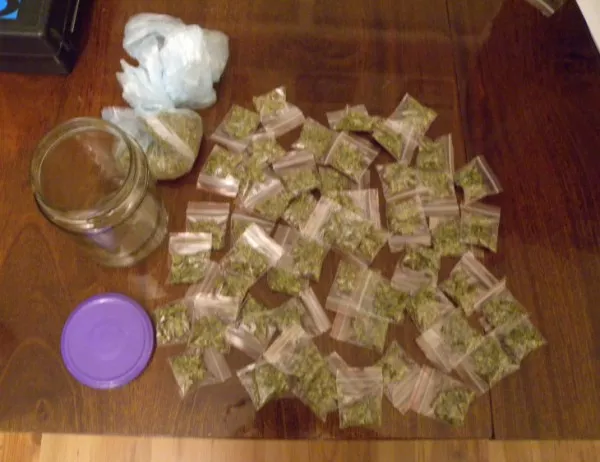 В Сливен полицаи откриха над 3 килограма марихуана при проверка