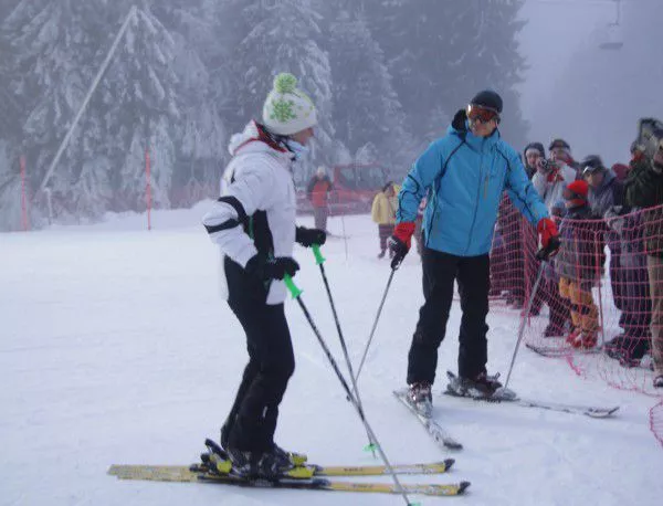 Затварят ски зоната в Пампорово заради лошото време