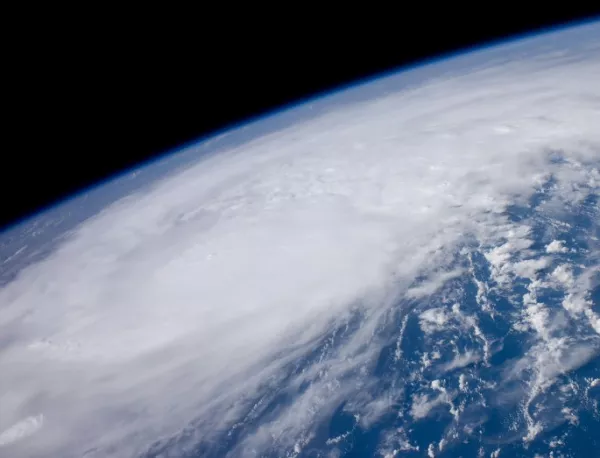 Какъв ще бъде сезонът на атлантическите урагани 2016?