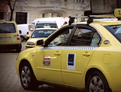 Съдът пусна обвинените за данъчни измами таксиджии в Пловдив