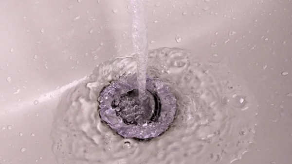 ВМРО завежда дело заради поскъпването на водата в София