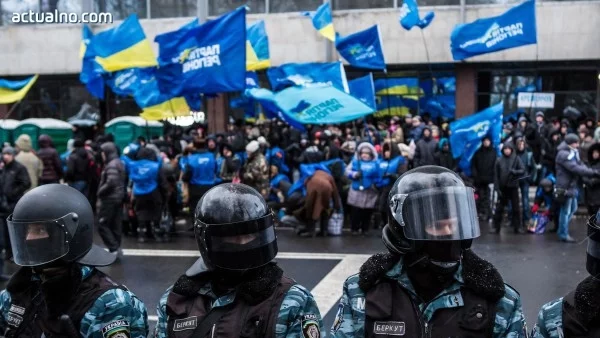 Обявяват военно положение в Киев?