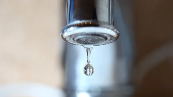 Части от София остават изцяло без вода