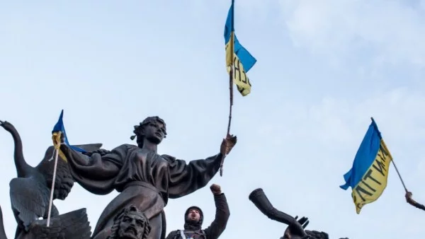 Украйна се нуждае от 13 млрд. долара заем за дълговете си 