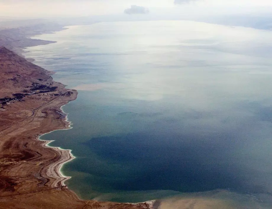 Учени намериха в Мъртво море минерал, откриван досега само в метеорити