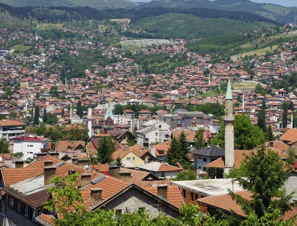 Босненските мюсюлмани са решени да се справят с екстремизма