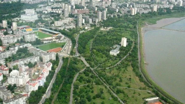 Опасения за подготвено нагласяване на изборите тревожат Бургас