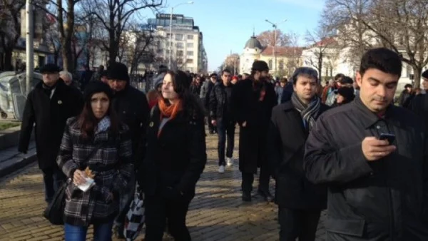 След промени в Кодекса: стажовете вече ще се регламентират с трудов договор