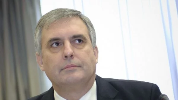 Калфин: Нямам нищо общо с проекта на Дончева