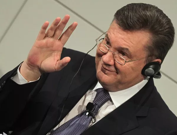 Виктор Янукович е съгласен на предсрочни избори, твърди полският премиер