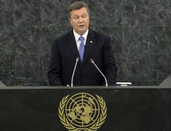 Янукович и синовете му остават в черния списък на ЕС