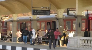 14 000 допълнителни места във влаковете за четирите почивни дни 