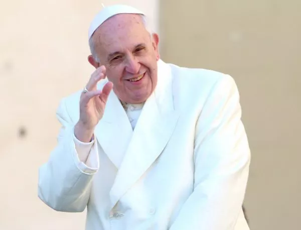 Папата: Имигрантите са мъже и жени като нас