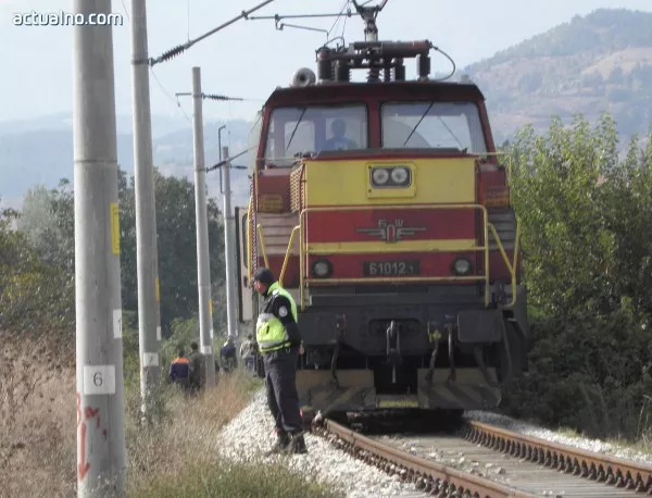 Закъснение на 14 влака в Северна България заради авария