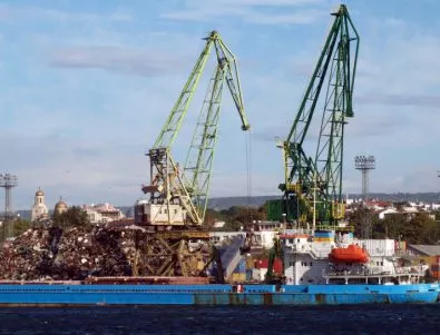 В Гърция двудневна стачка на моряците блокира всички пристанища