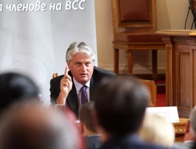 Бойко Рашков очаквано стана председател на бюрото за контрол на СРС