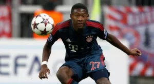 Защитник на Байерн (М) аут до Нова година