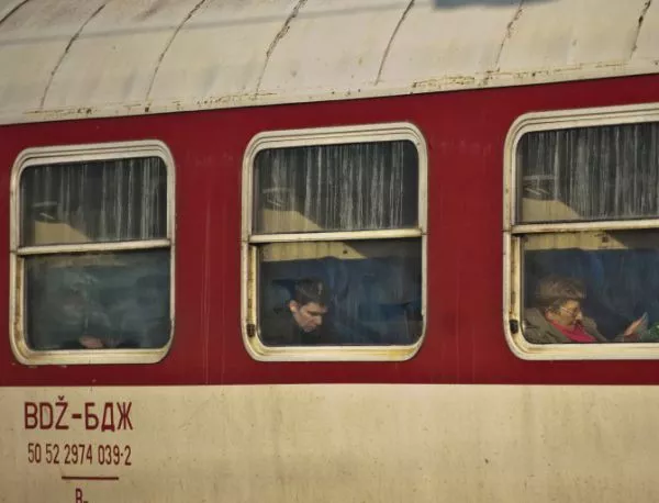 Променят разписанието на някои влакове заради ремонт на гара Крумово