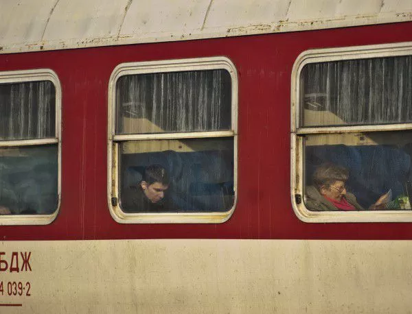   БДЖ пуска още влакове за студентския празник до Велинград, Банско и Добринище
