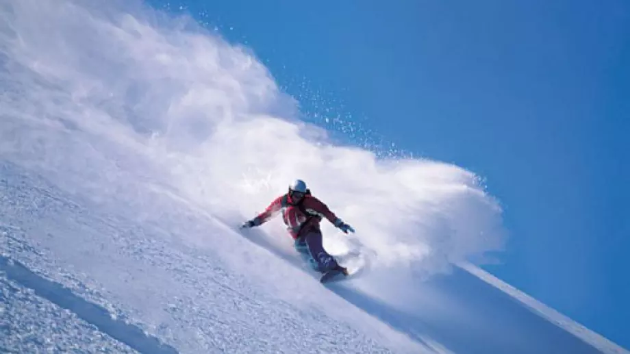 Издирваният сноубордист в Рила е локализиран в лавина 