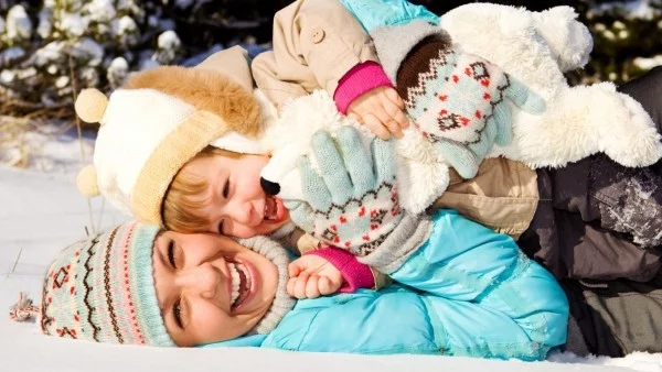 Слънце и температури до 10° на празничния ден