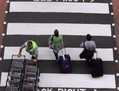 Евакуират летището във Франкфурт заради непроверен пътник