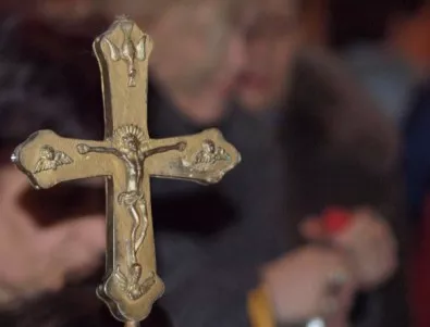 Икона и кръст бяха откраднати от църква в Търговище