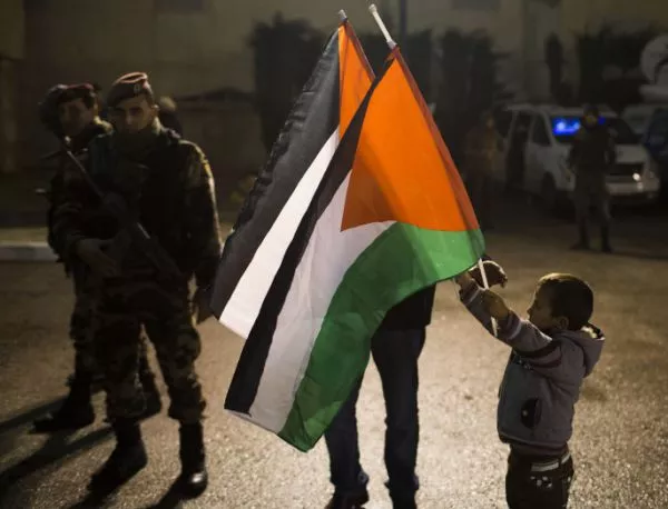 Правителството на единството в Палестина подаде оставка