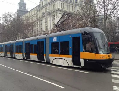 Нови трамваи вече возят столичани