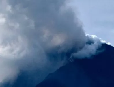 Най-големият вулкан в Евразия продължава да не заспива