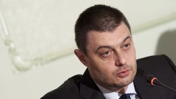 Времето, в което ние живеем е лошо, смята Бареков