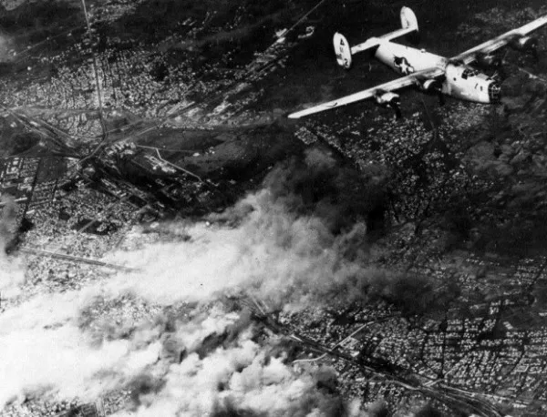 Шеста бомбардировка на София през Втората световна война