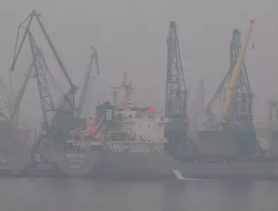 Пристанище Варна 1 е затворено заради силния вятър