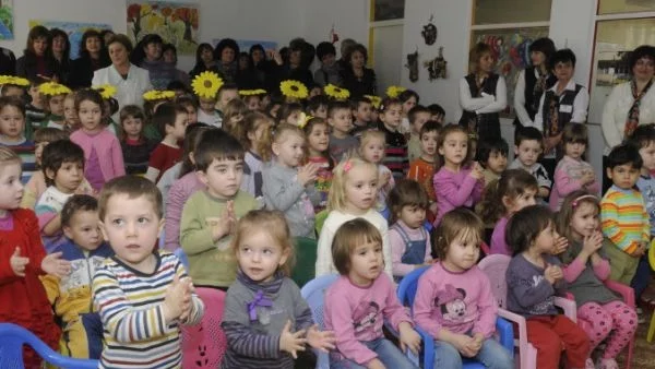 Тръгва ли азбестова война и в детските градини заради НГДЕК?